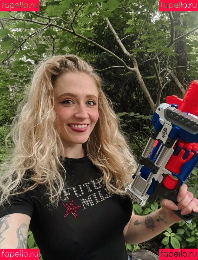 Janet Devlin Onlyfans Photo Gallery 