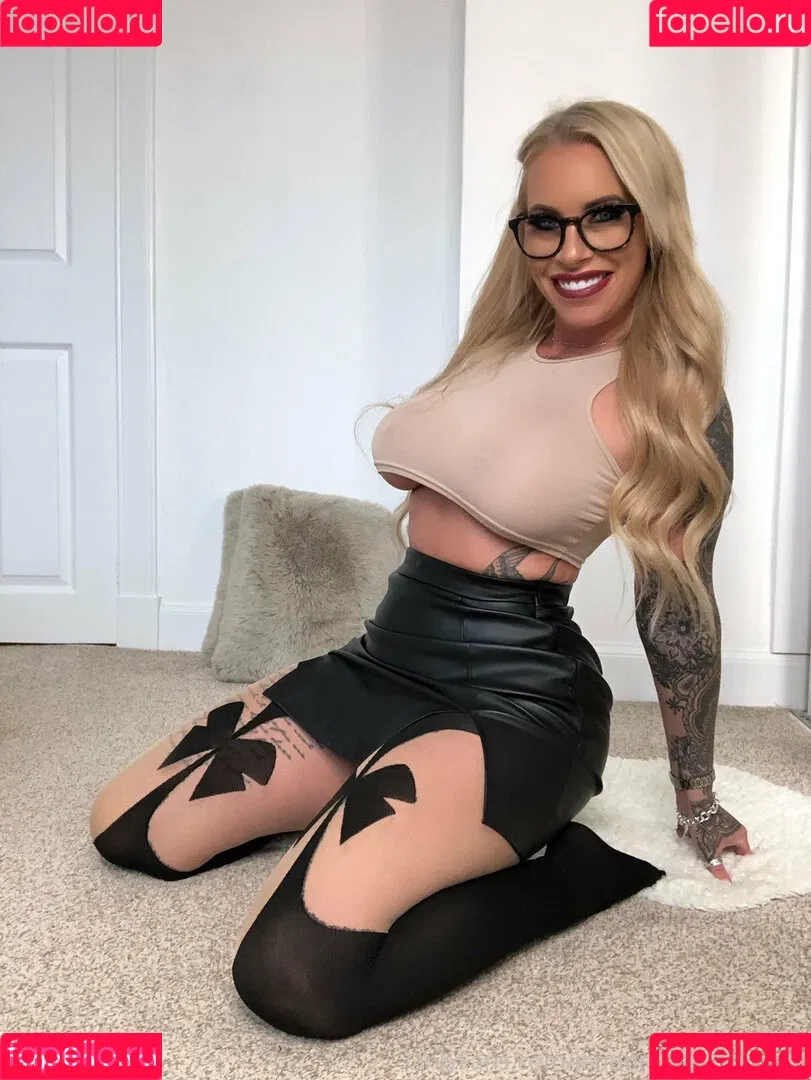 jennnnniferthomson Onlyfans Photo Gallery 