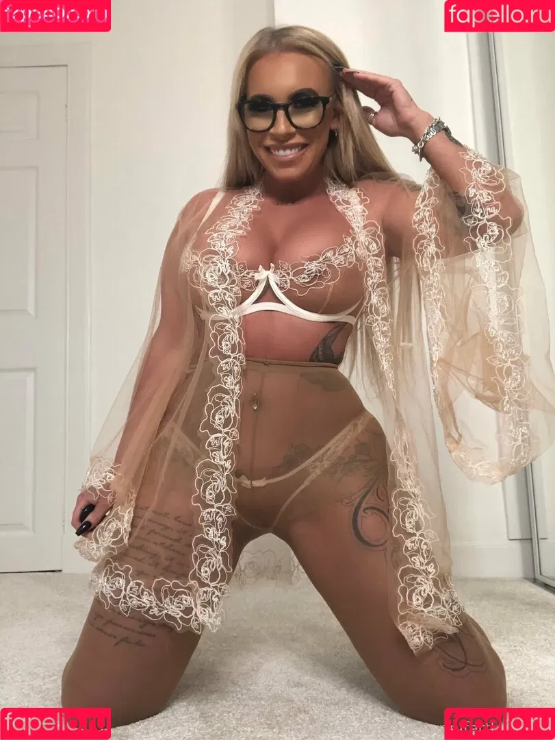 jennnnniferthomson Onlyfans Photo Gallery 