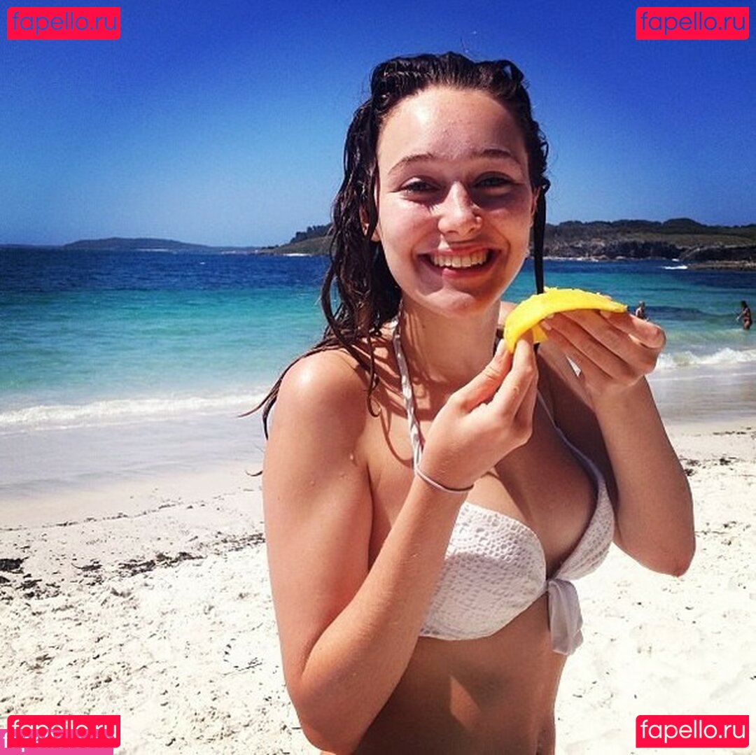 Alycia Debnam Nude Onlyfans Photo 3