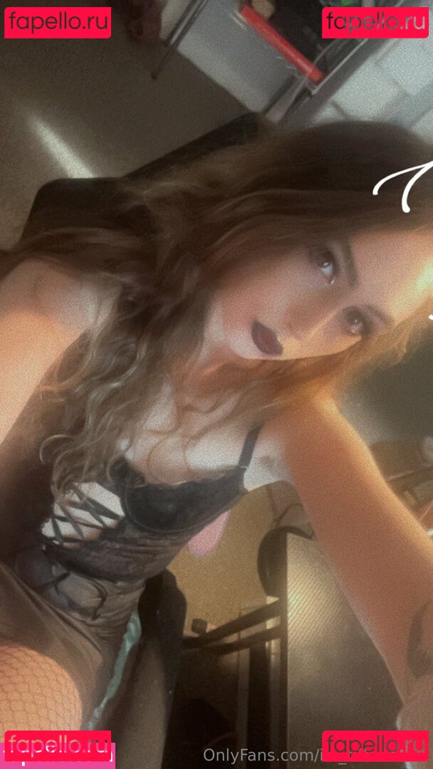 its_tiffa.taboo Nude Onlyfans Photo 9