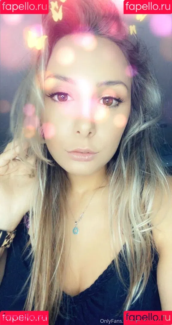 Mariah Leonne Onlyfans Photo Gallery 