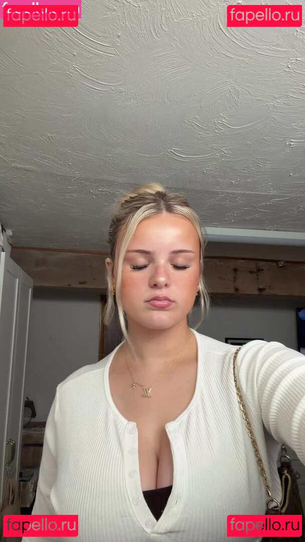 Rebecca Nude Onlyfans Photo 37