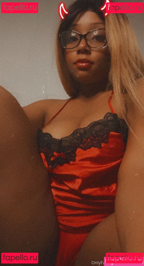 bossykyraa Nude Onlyfans Photo 14