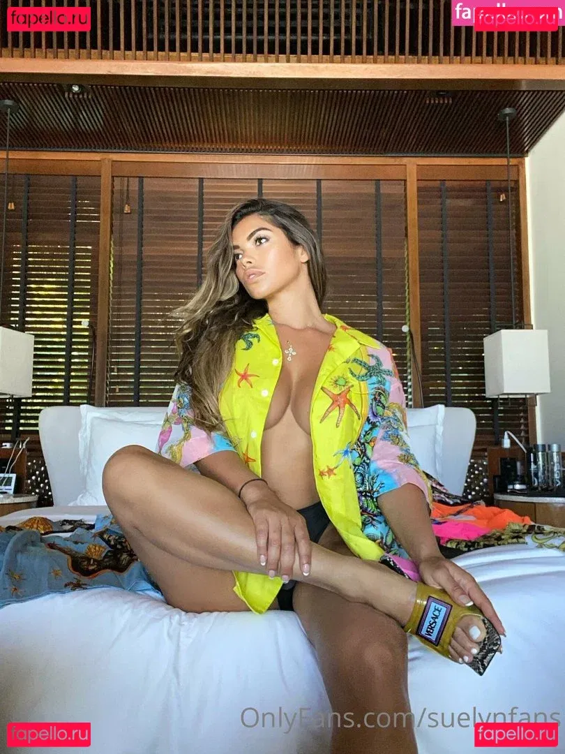 Suelyn Medeiros Onlyfans Photo Gallery 