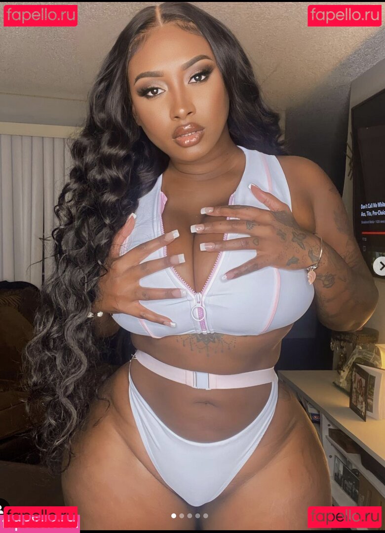 Nathalia Domingos Nude Onlyfans Photo 39