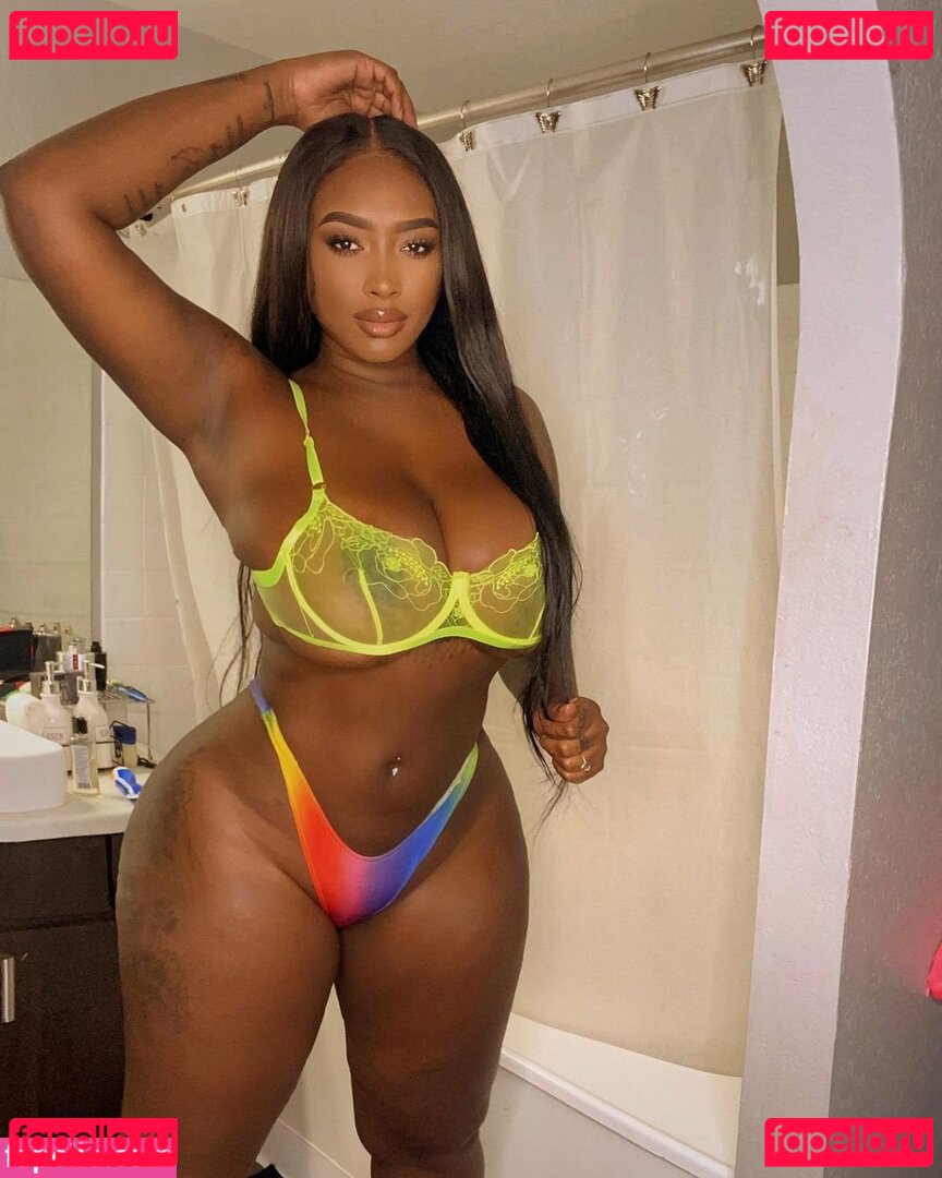 Nathalia Domingos Nude Onlyfans Photo 13