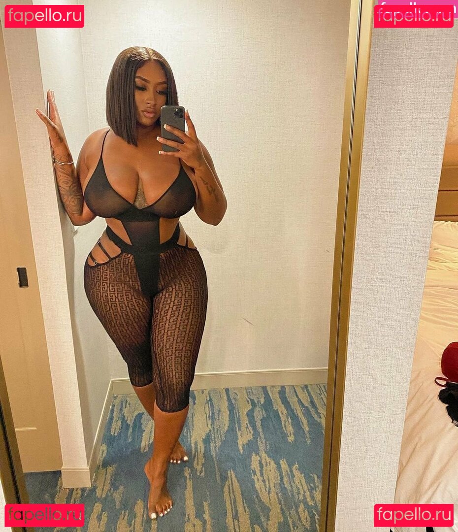 Nathalia Domingos Nude Onlyfans Photo 6