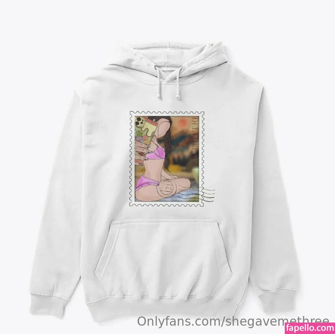 Shegavemethree Onlyfans Photo Gallery 