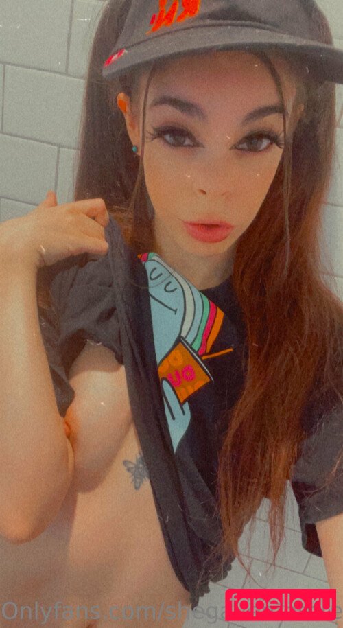 Shegavemethree Onlyfans Photo Gallery 