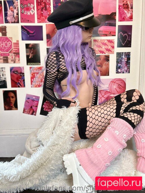 Shegavemethree Onlyfans Photo Gallery 