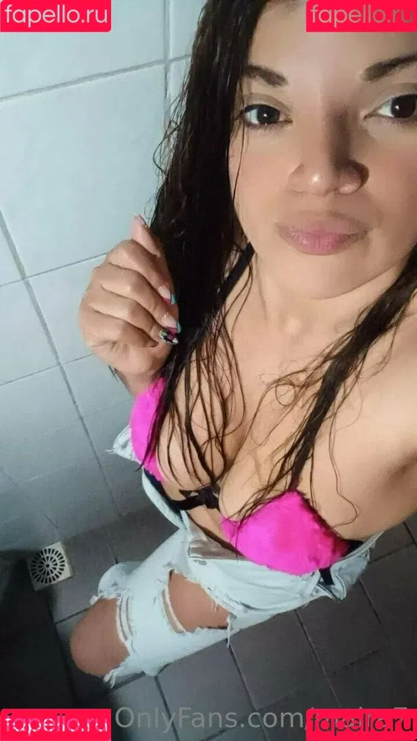 maira7 Onlyfans Photo Gallery 