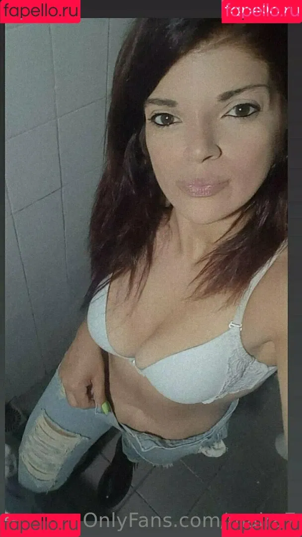 maira7 Onlyfans Photo Gallery 