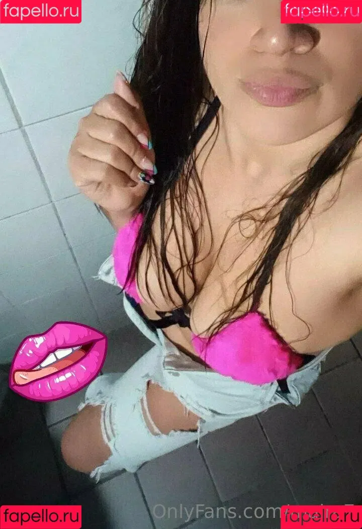maira7 Onlyfans Photo Gallery 