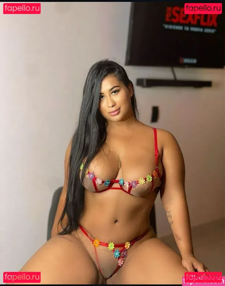 Yeraldin Lopez Onlyfans Photo Gallery 