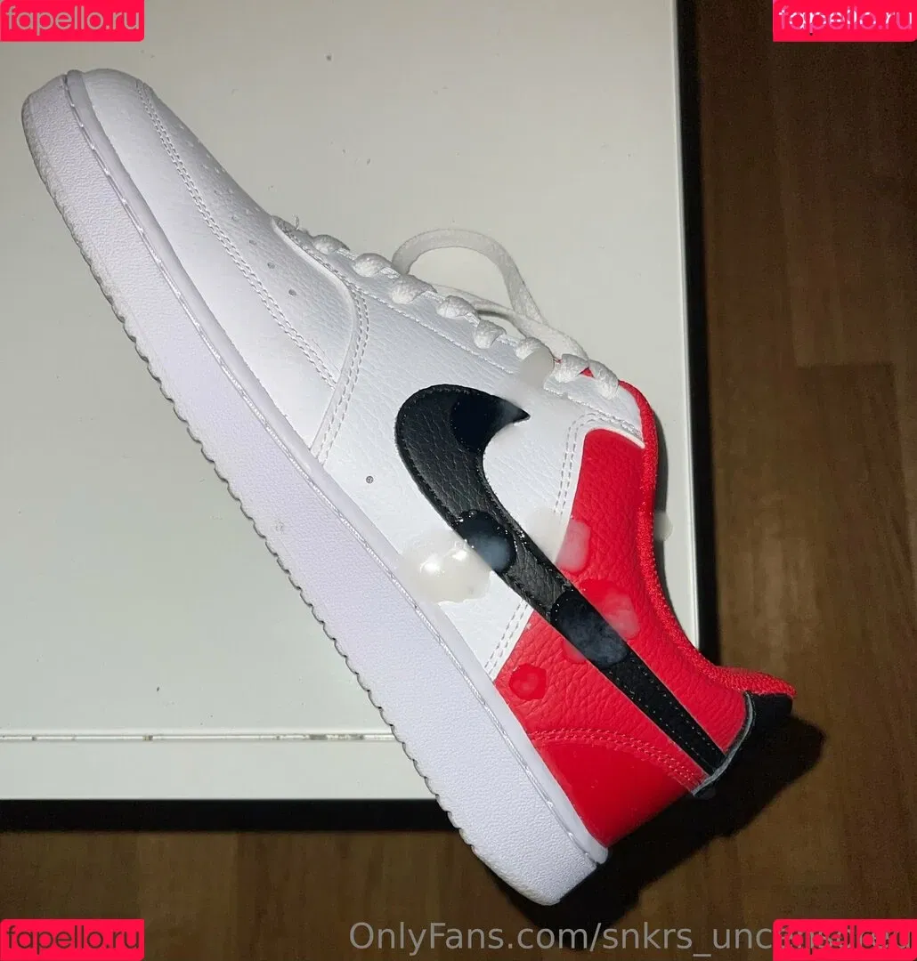 snkrs_uncensored Onlyfans Photo Gallery 