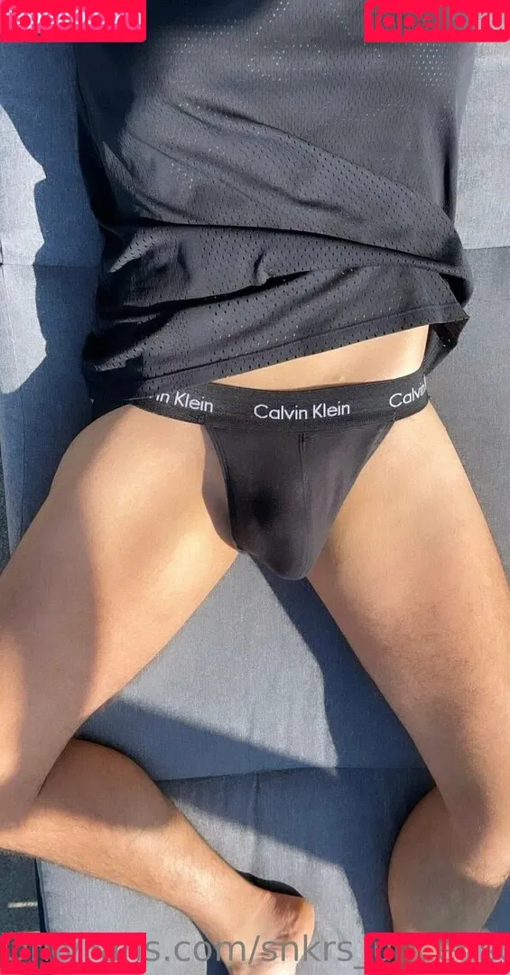 snkrs_uncensored Onlyfans Photo Gallery 