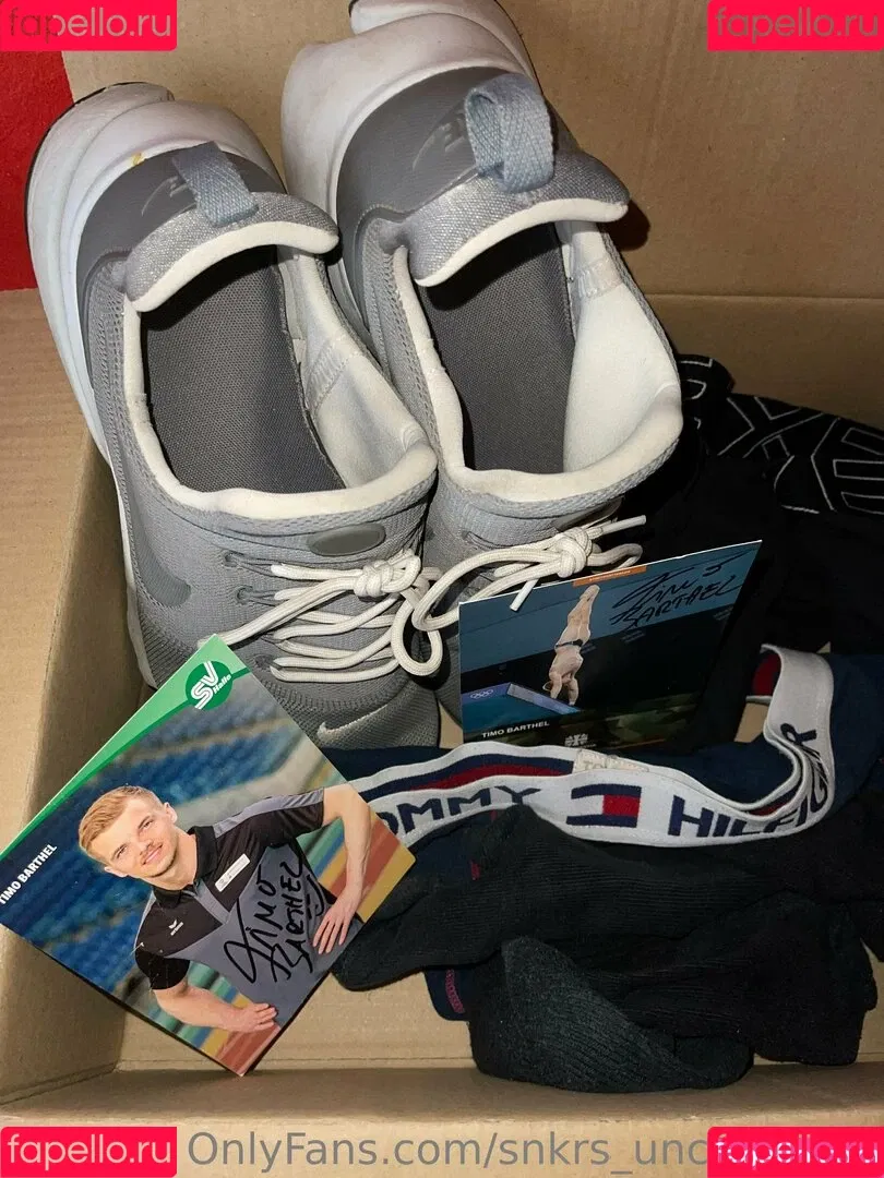 snkrs_uncensored Onlyfans Photo Gallery 