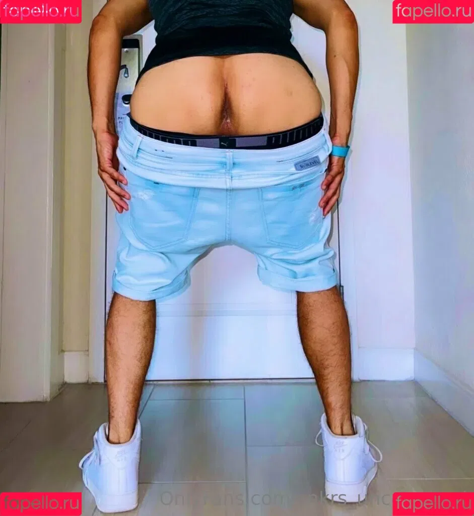 snkrs_uncensored Onlyfans Photo Gallery 