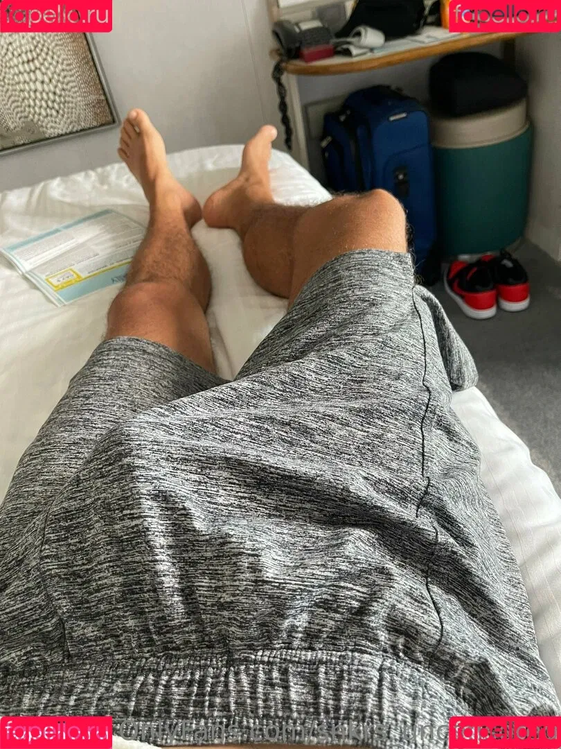 snkrs_uncensored Onlyfans Photo Gallery 