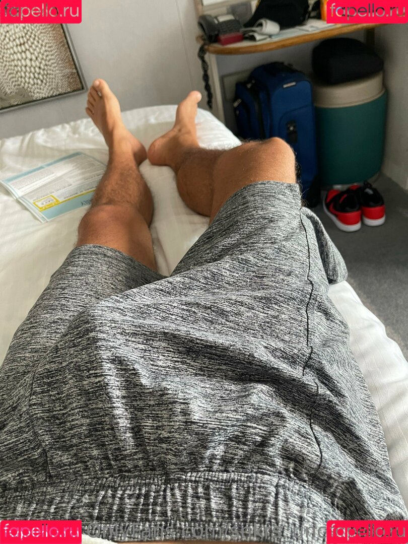 snkrs_uncensored Nude Onlyfans Photo 15