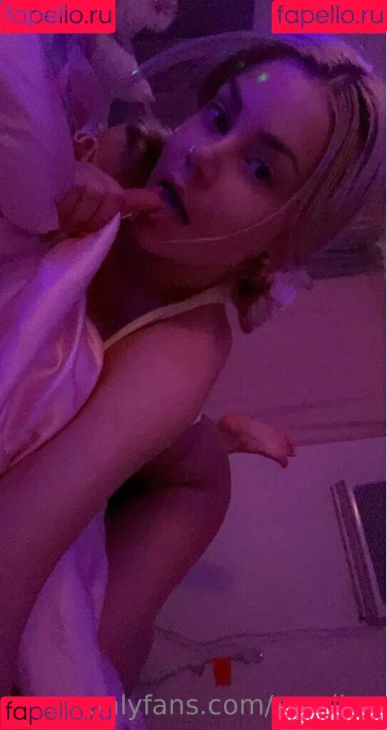 Riley Steele Onlyfans Photo Gallery 