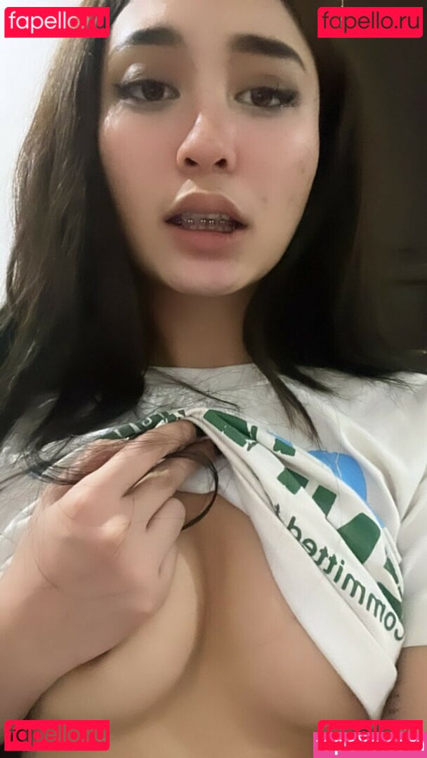 Ashi Garcia Nude Onlyfans Photo 23