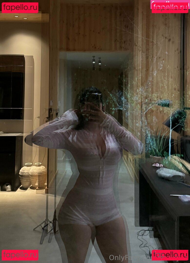 realkyaa Nude Onlyfans Photo 33