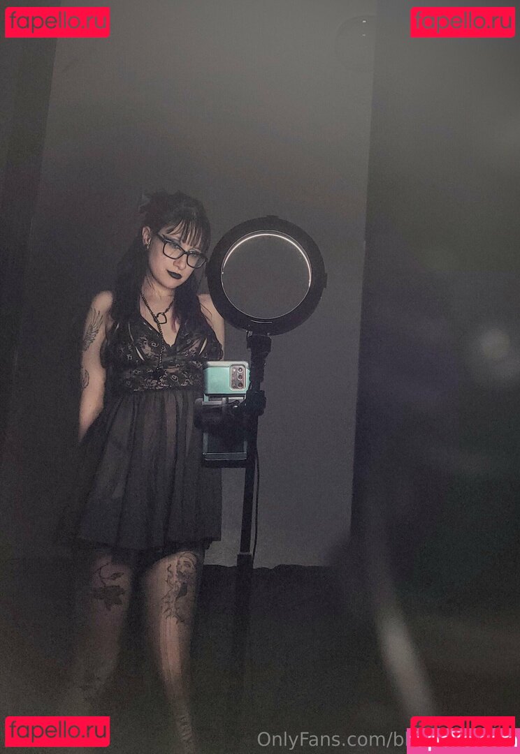 bluegothgf69 Nude Onlyfans Photo 13