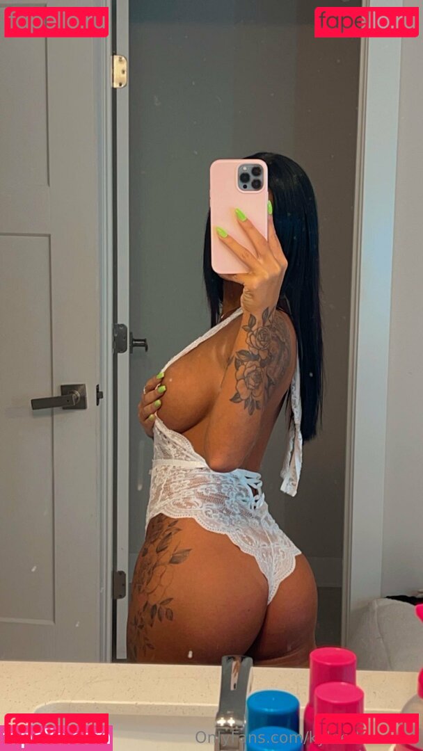 Kyleedeweese Nude Onlyfans Photo 9