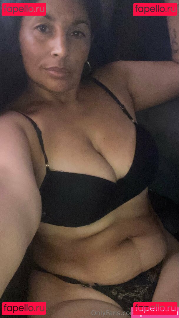 morochaloly Nude Onlyfans Photo 7