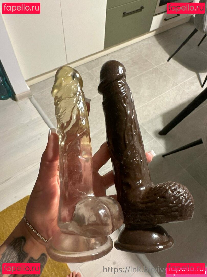 annabanksss Nude Onlyfans Photo 23