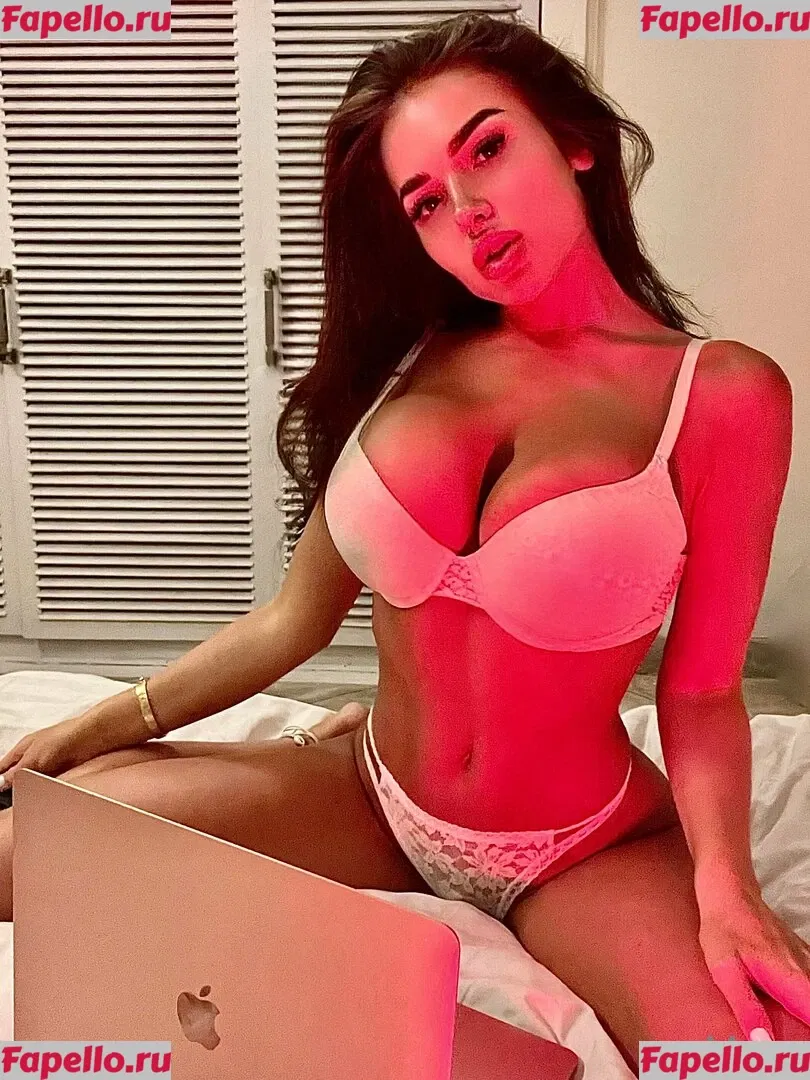 Maria Martskaya Onlyfans Photo Gallery 