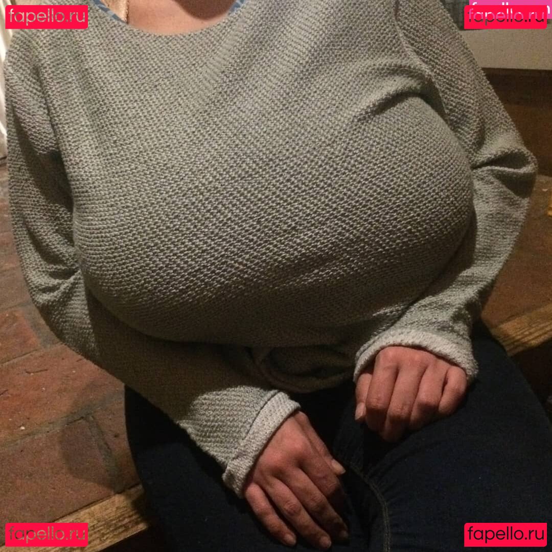 Astrid Nude Onlyfans Photo 28