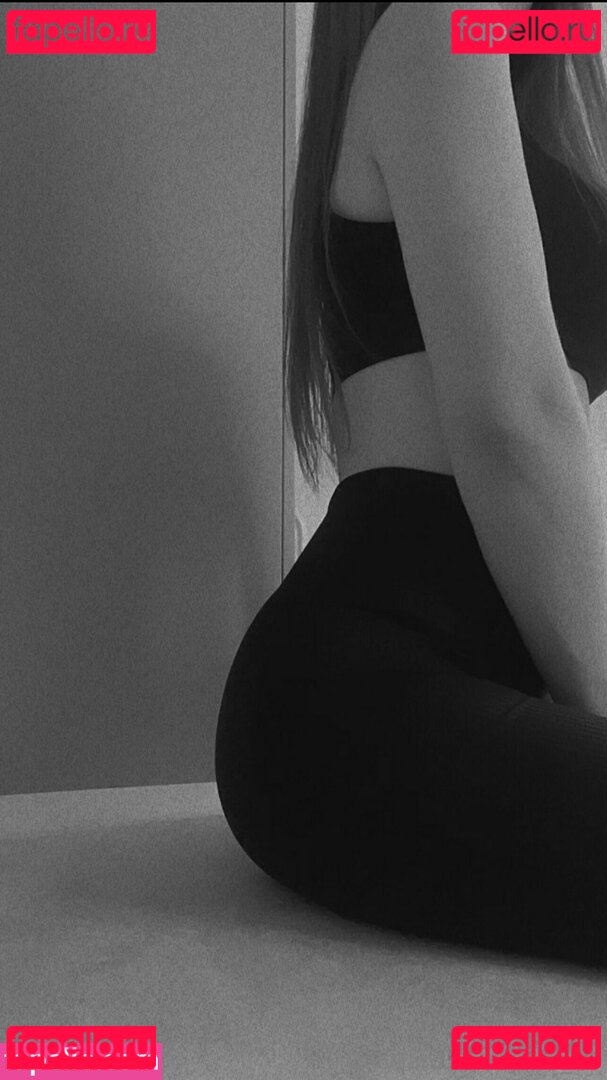 y_2611 Nude Onlyfans Photo 4