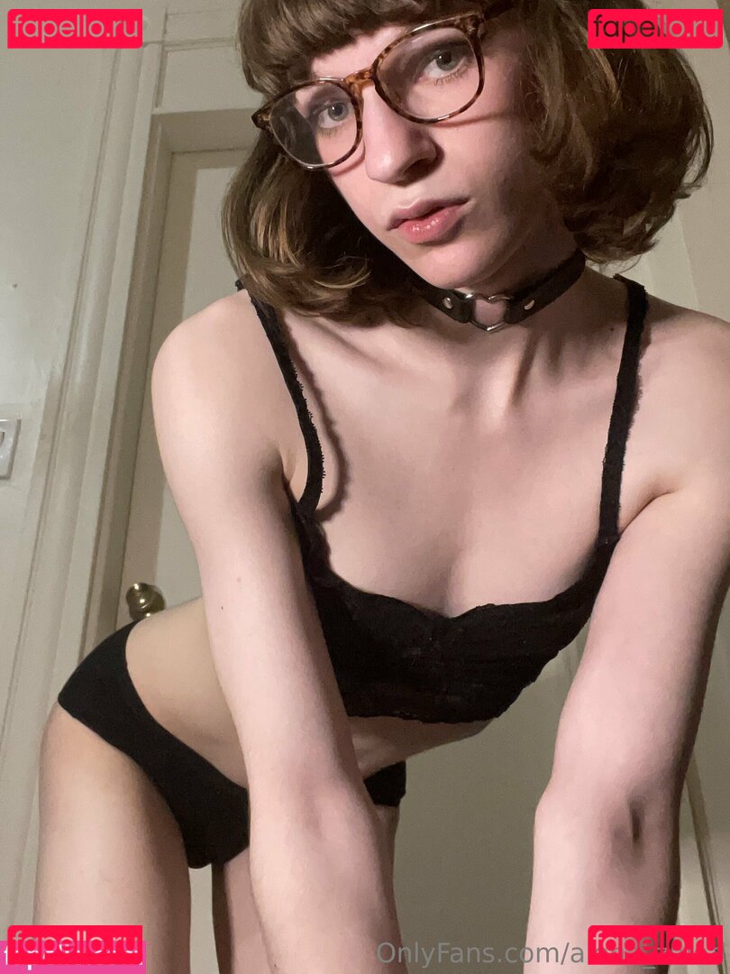 alena_zalea Nude Onlyfans Photo 4