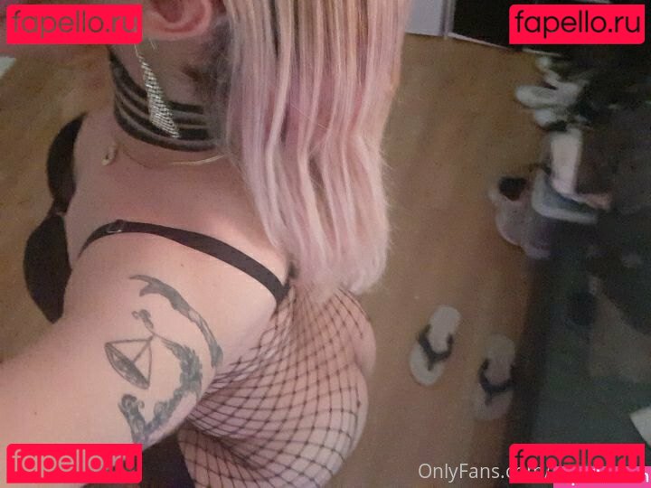 lunarosetv Nude Onlyfans Photo 6
