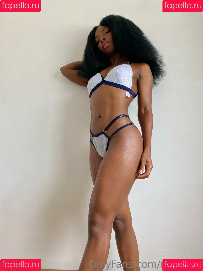 mollie10 Onlyfans Photo Gallery 