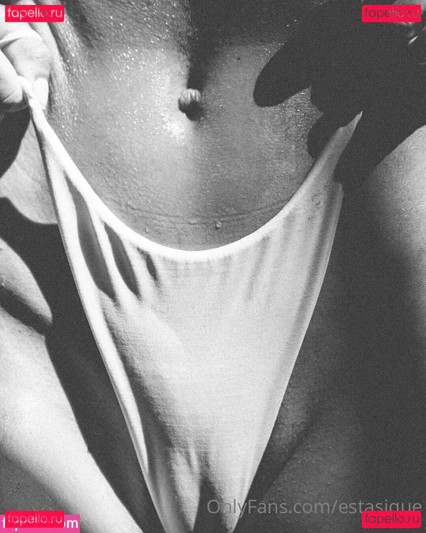 estasique Onlyfans Photo Gallery 