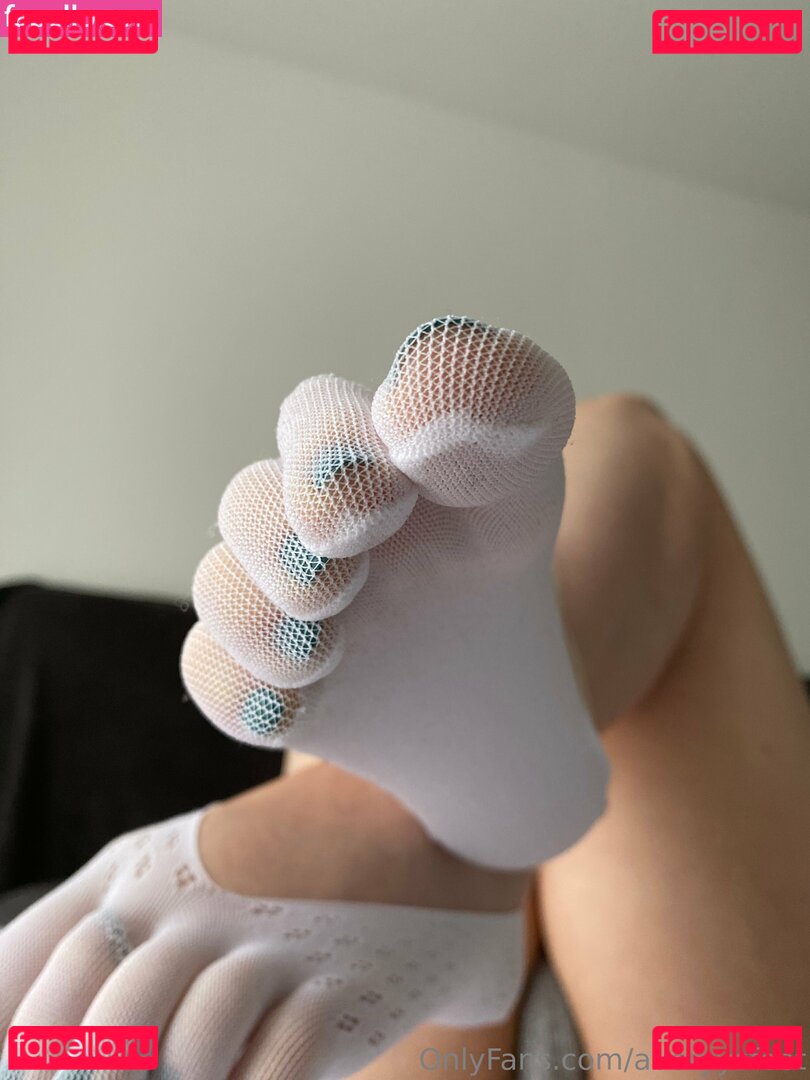 averyysfeet Nude Onlyfans Photo 14