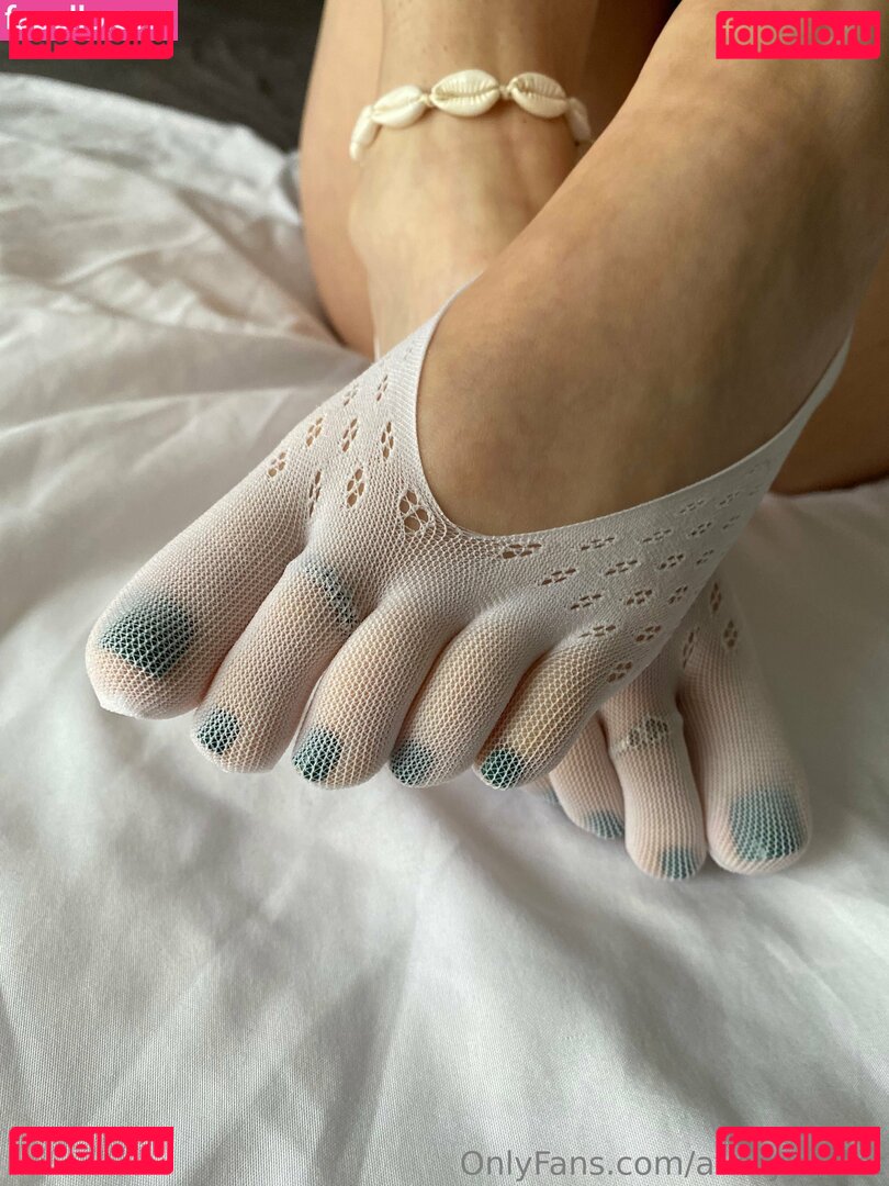 averyysfeet Nude Onlyfans Photo 11