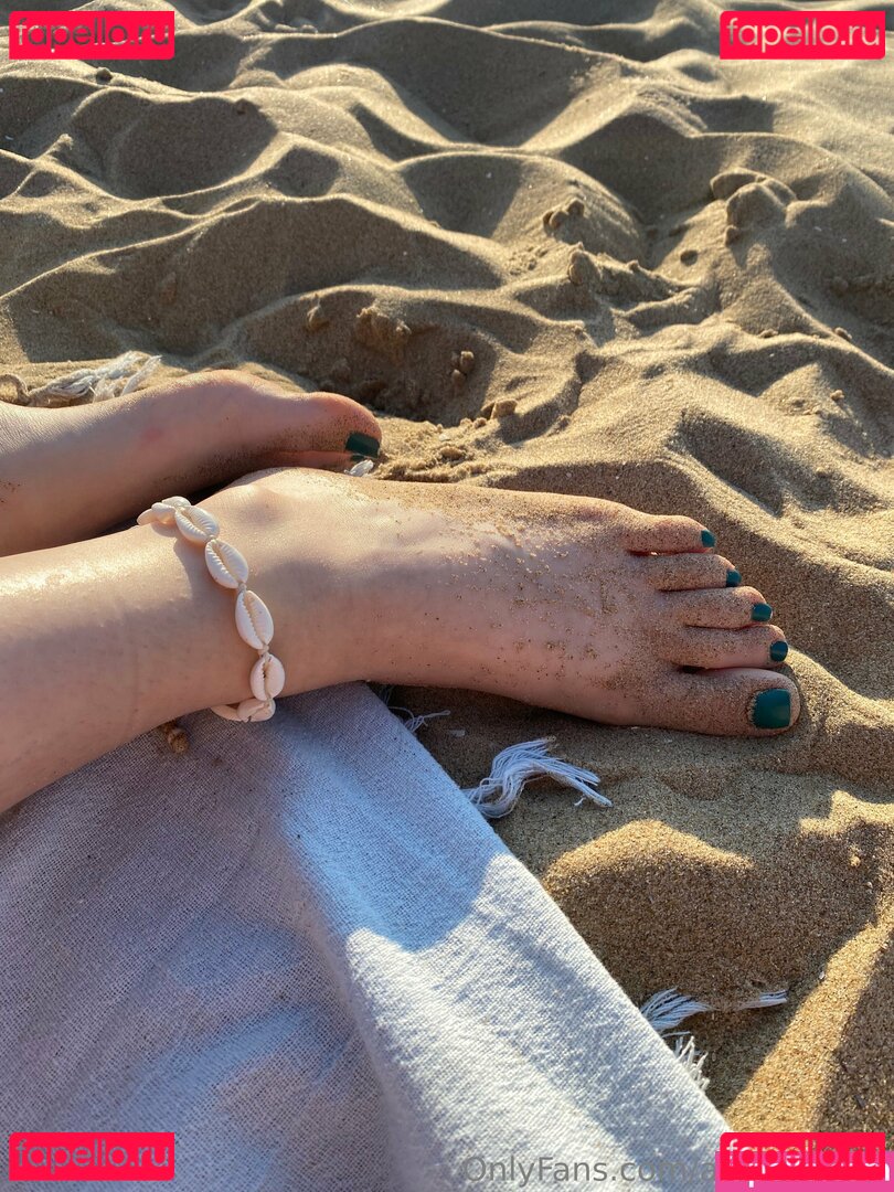 averyysfeet Nude Onlyfans Photo 8