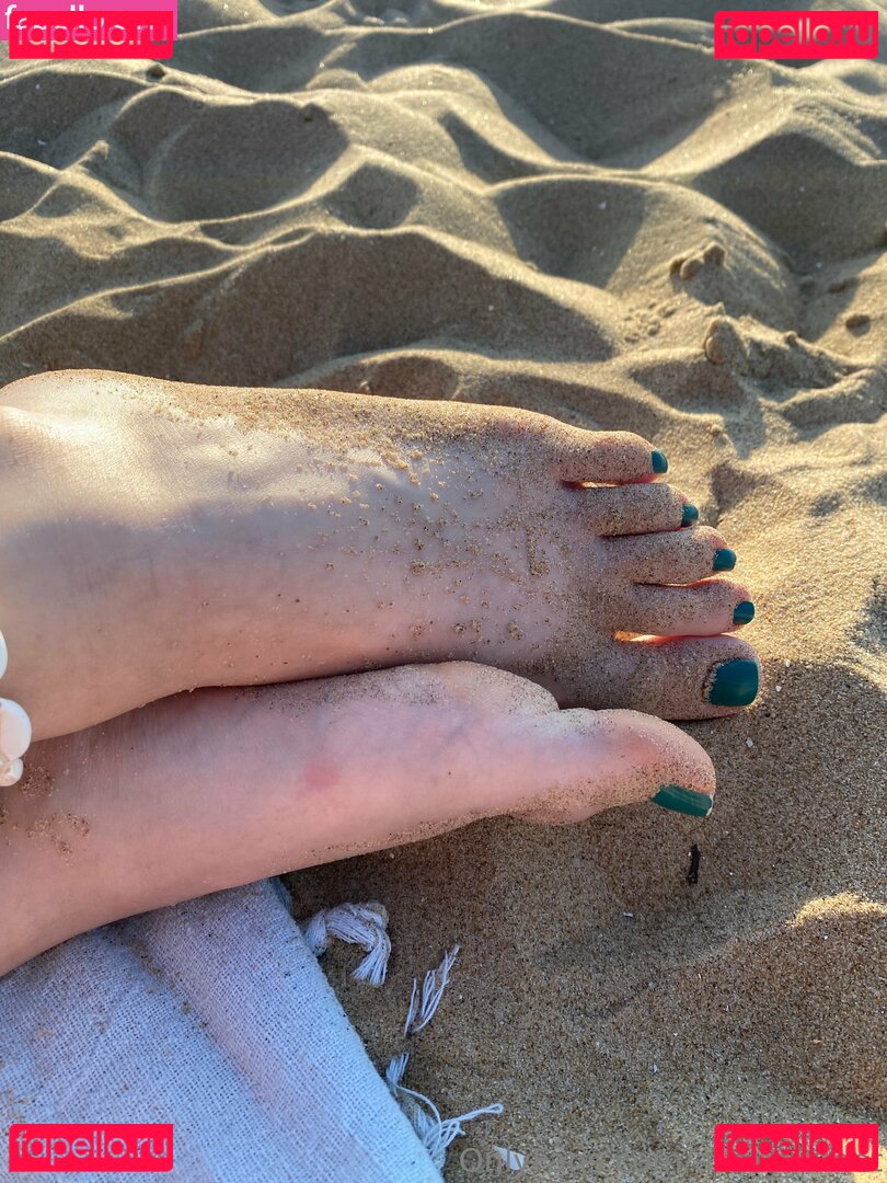 averyysfeet Nude Onlyfans Photo 7