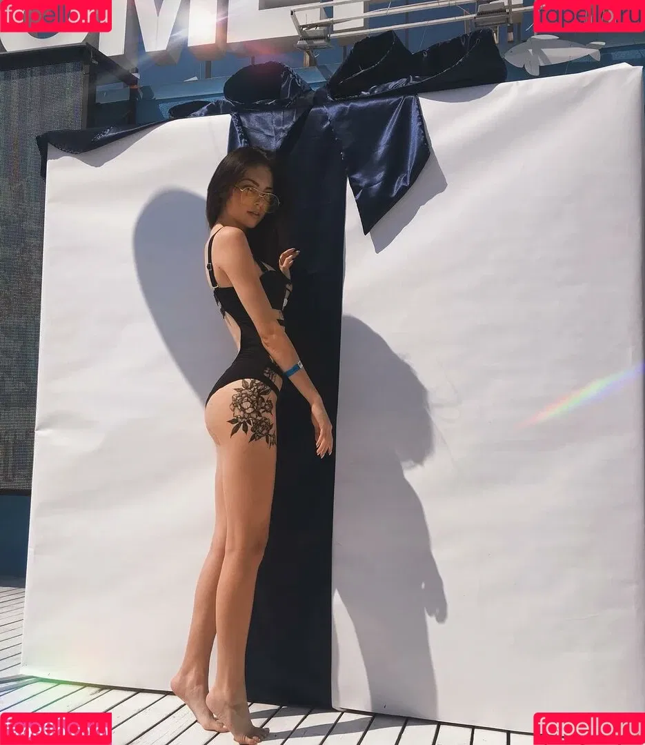 by_owl Onlyfans Photo Gallery 