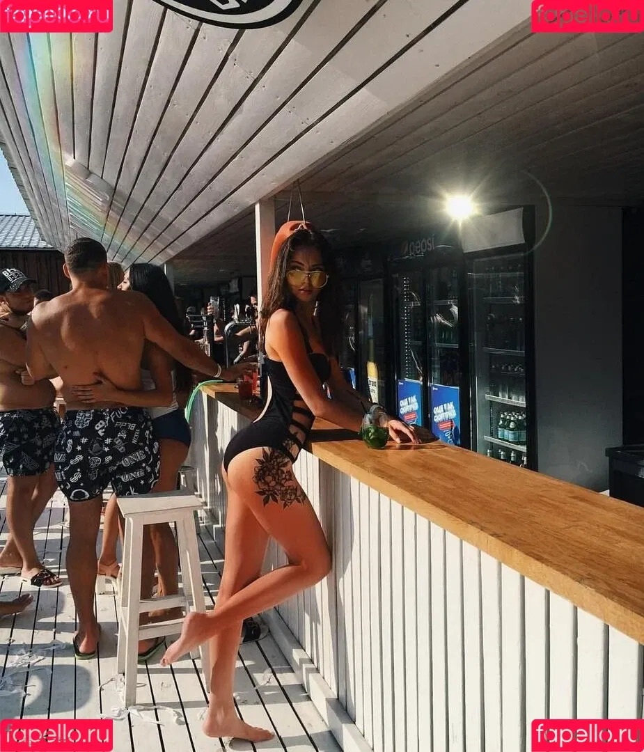 by_owl Onlyfans Photo Gallery 