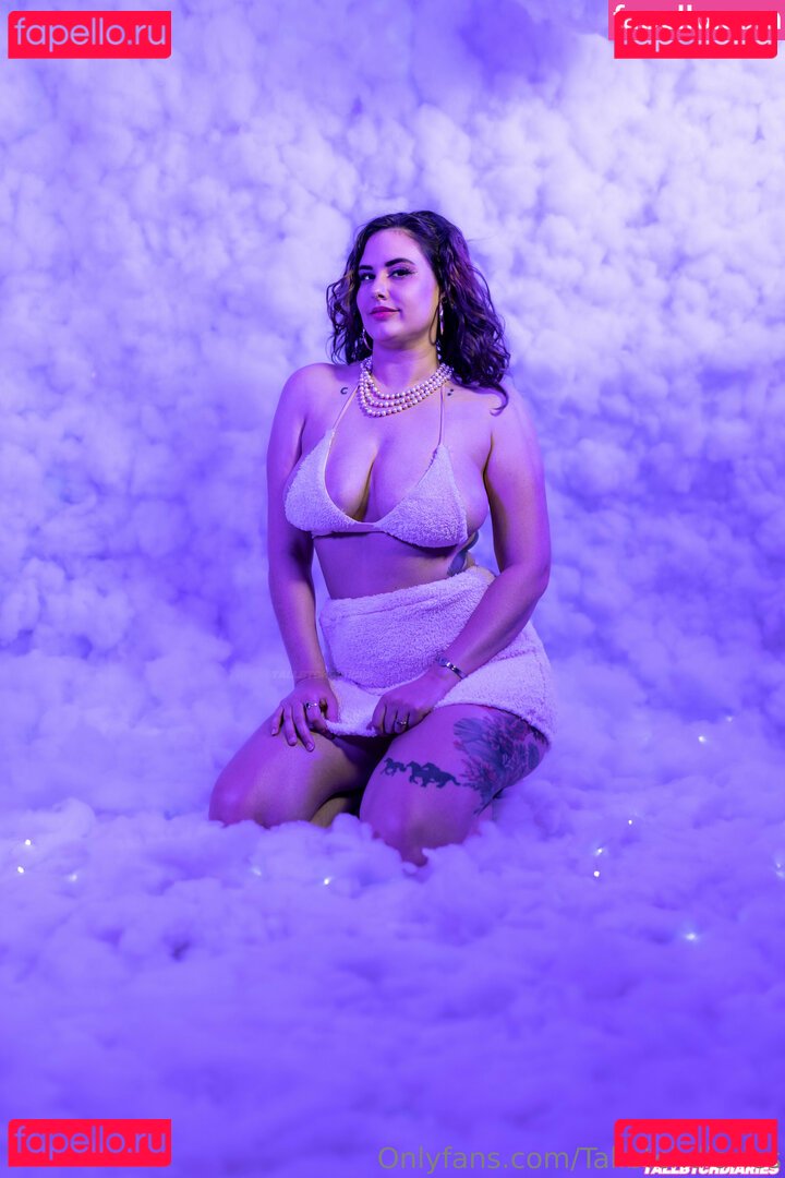 tallbtchdiaries Nude Onlyfans Photo 39