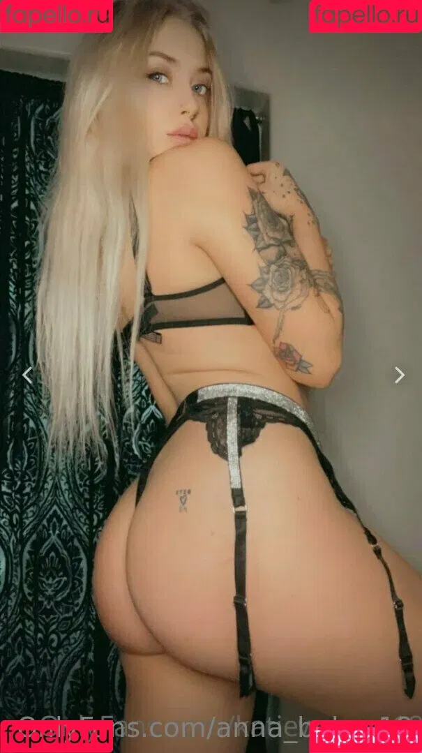 anna_baby_18 Onlyfans Photo Gallery 