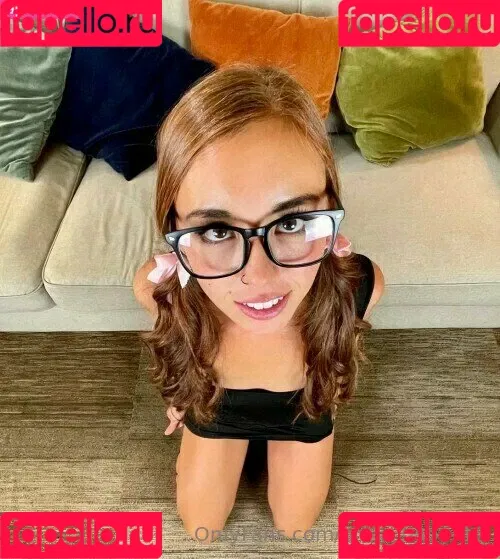 anna_baby_18 Onlyfans Photo Gallery 