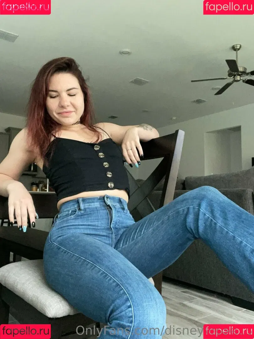 disneyyrose13 Onlyfans Photo Gallery 
