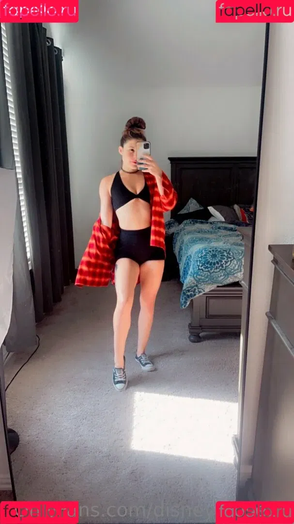 disneyyrose13 Onlyfans Photo Gallery 
